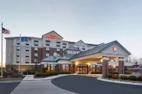 Hilton Garden Inn Indianapolis Northwest Các khách sạn gần Eagle Creek Park Beach
