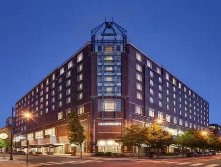 Le Meridien Boston Cambridge Отели рядом с достопримечательностью «Kendall Square»