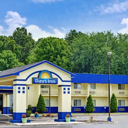 Days Inn by Wyndham Southington
