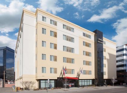 Hampton Inn & Suites Denver-Downtown