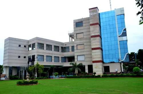 Palm Galaxy Hotels in Dharera