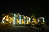 Starview Hotel and Resort Hotel dekat Unida Christian Center