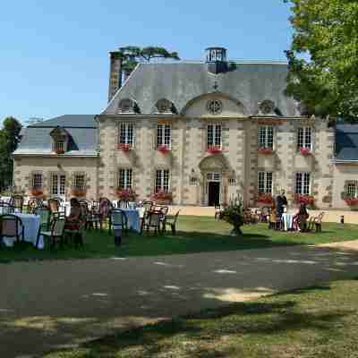 Logis Hôtel la Marjolaine Hotel Exterior