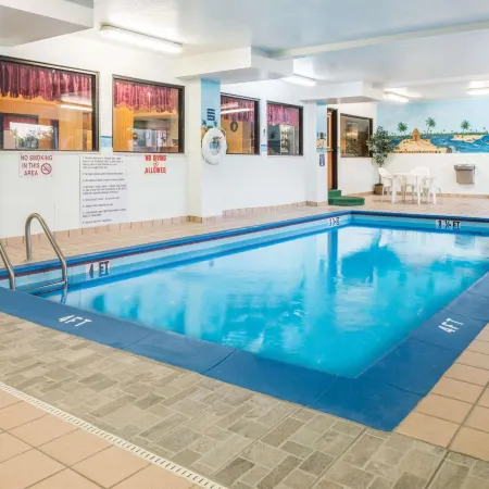 Super 8 by Wyndham Troy IL/St. Louis Area