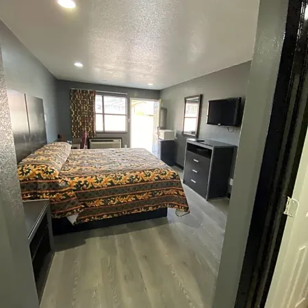 Town House Motel