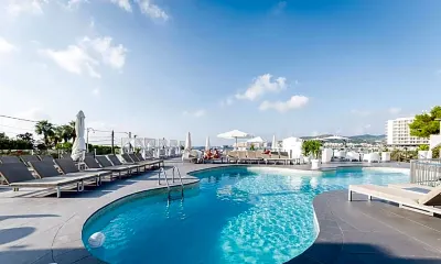 Typic Marina Playa - Adults Only Hotel di Sant Antoni de Portmany