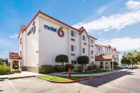 Motel 6 Dixon, CA Отели в г. Уинтерс