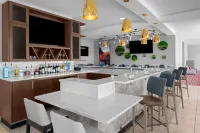 Hilton Garden Inn Salt Lake City Airport - Quầy Bar