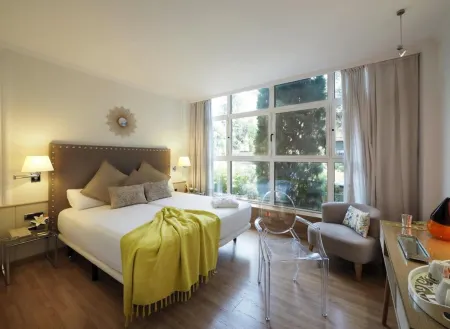 Vilana Hotel Boutique Отели рядом с достопримечательностью «Храм Святого Сердца»