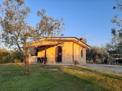 Il Girasole B&B Hôtels à : Moricone