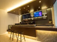 HanTing Premium Hotel (Fengcheng Pedestrian Street)