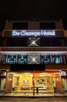 De Champs Hotel Hotels in 