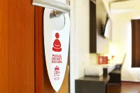Losmen Karang Besi Hotels in 