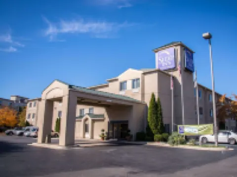 Sleep Inn & Suites at Concord Mills Hotels in Concord