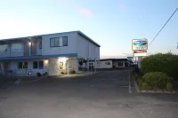 Silver Sands Motel