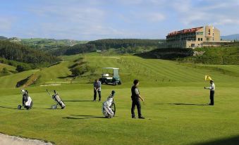 Hotel Mar Comillas by MIJ