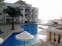 Sabri Hotel - ที่มีสระว่ายน้ำ