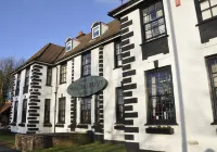 The Roundabout Hotel Hotels in Titchfield