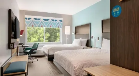 Tru by Hilton Thornburg