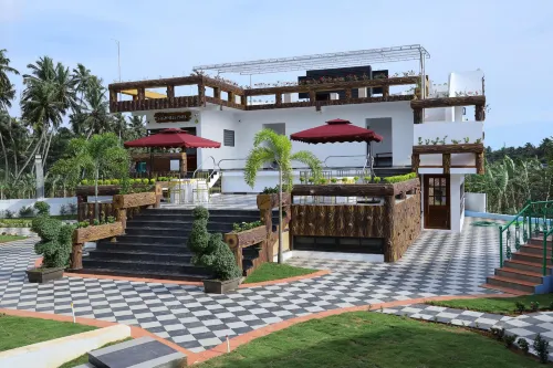 The Highness Park Hotels in Colachel