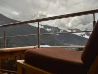 Forest View Retreat Hotels in Manali