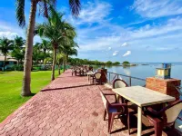 Lago de Oro Hotel & Wakepark Hotels in Calatagan
