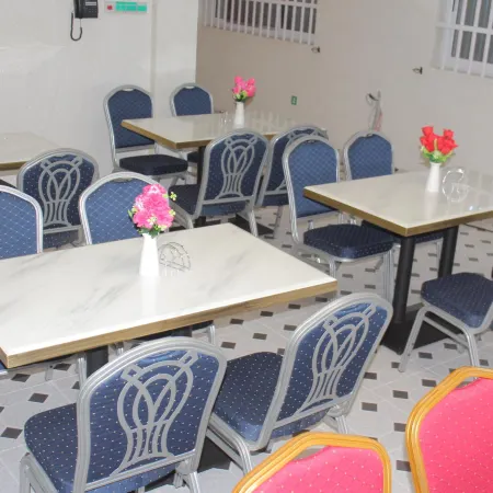 Nora Hotel