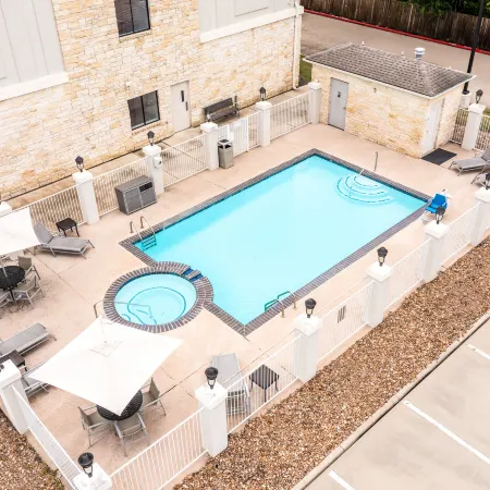 Holiday Inn Express & Suites Beaumont NW Parkdale Mall by IHG