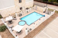 Holiday Inn Express & Suites Beaumont NW Parkdale Mall by IHG - Pools