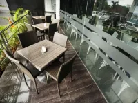 Hotel Harmoni Tasikmalaya Hotels in Cipedes