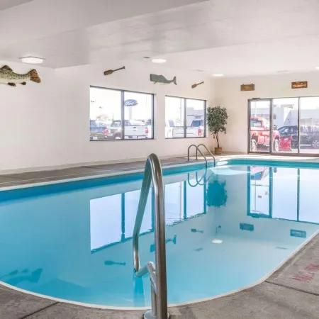 Comfort Inn & Suites Maumee - Toledo I80-90