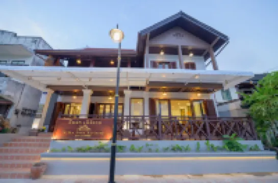 Villa Deux Rivières Hotel Hôtels à proximité de : Temple d’or de la ville (Wat Xieng Thong)