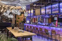 Moxy Katowice Airport - Gym