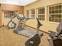 Microtel Inn & Suites by Wyndham Council Bluffs/Omaha - Gym