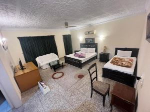 Cosmos Guest House Islamabad