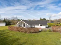 "Edvardsine" - 12km from the Sea 바르네 시 호텔