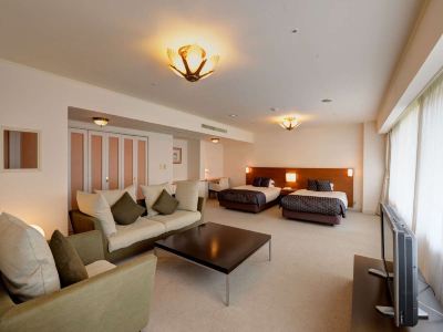 バスとガーデンビューのスイート、ツイン ホテル花月園の写真