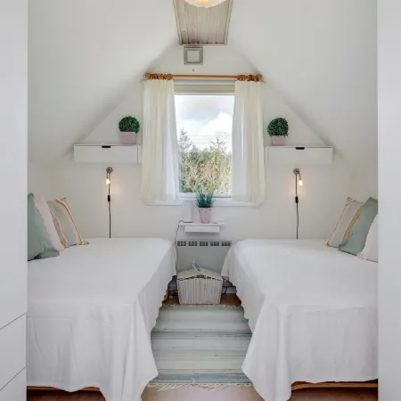 "Botwith" - 400m from the Sea Hotels in Orsted