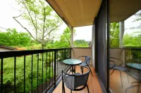 Near Lake Yamanaka Whole Building Rental Facility Hotel di Yamanakako