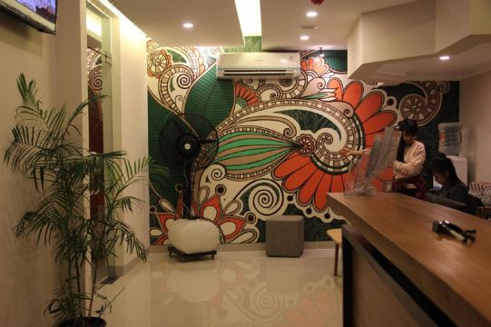 프런트 원 캐빈 말리오보로 조그자