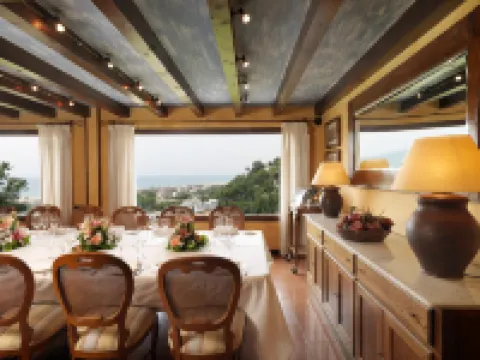 Gran Hotel Rey Don Jaime Hotels in Castelldefels