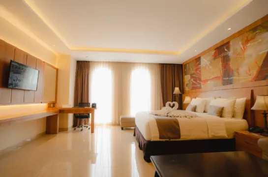 Portola Grand Arabia Hotel