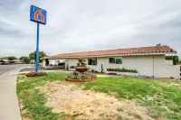 Motel 6 Manteca, CA Hotele w: Manteca