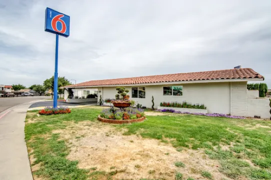 Motel 6 Manteca, CA