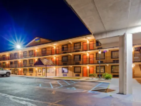 圖珀洛北貝斯特韋斯特SureStay飯店 圖珀洛酒店