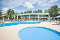 Ramada by Wyndham & Suites Warner Robins