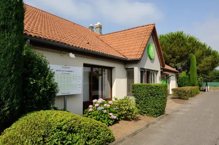 Campanile Marmande Отели в г. Сигалан