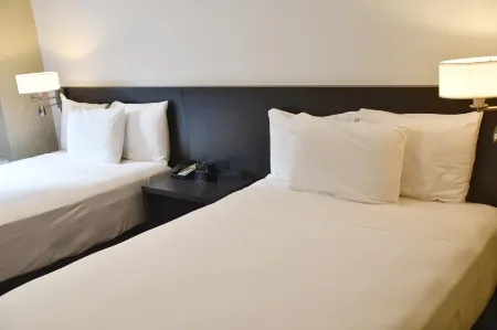 Executive Hotel Pacific