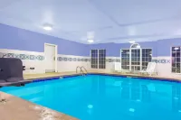 Microtel Inn by Wyndham Beckley Hotels in Mount Hope