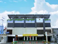 Nevada Hotel Ketapang Hotels in Sampit